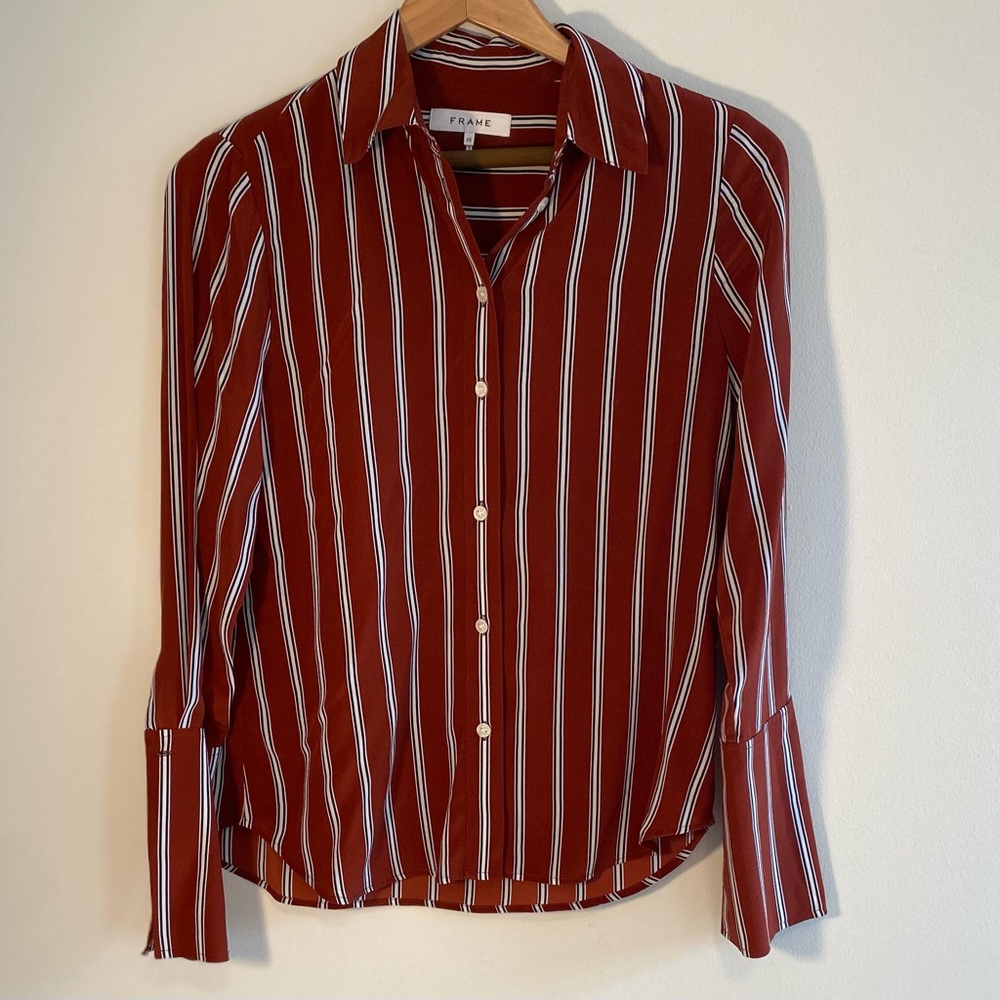 Nwot FRAME 100% silk red blue and white button down
